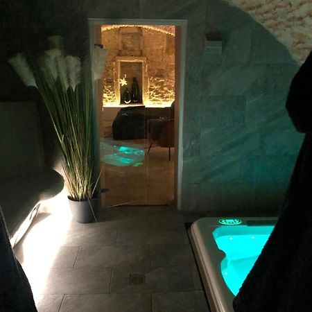 Jaccuzi & Spa Des Caves Stanislas Nancy Zewnętrze zdjęcie